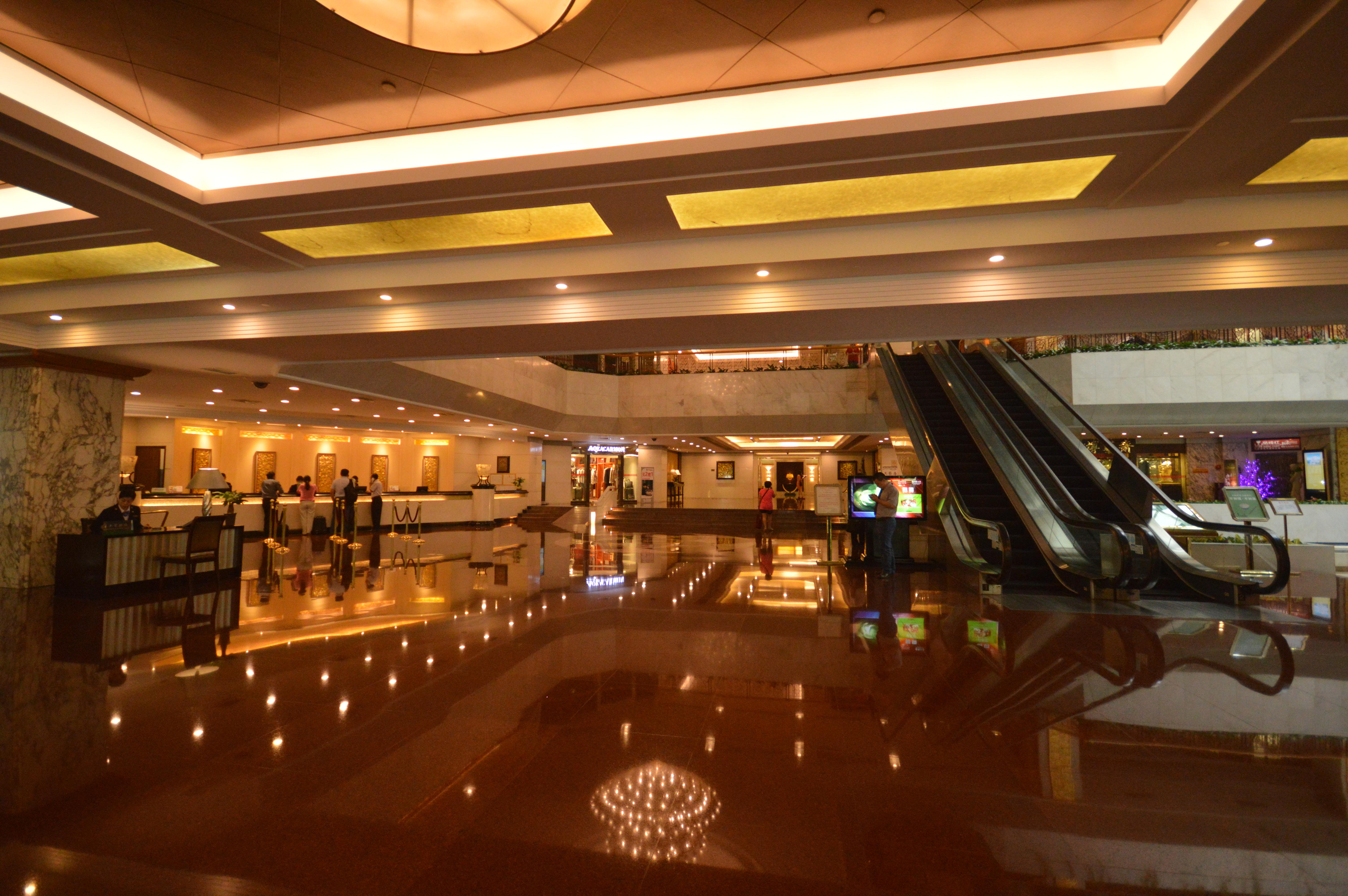 Guangdong Hotel-Free Shuttle & Registration Counter Service During Canton Fair Dış mekan fotoğraf