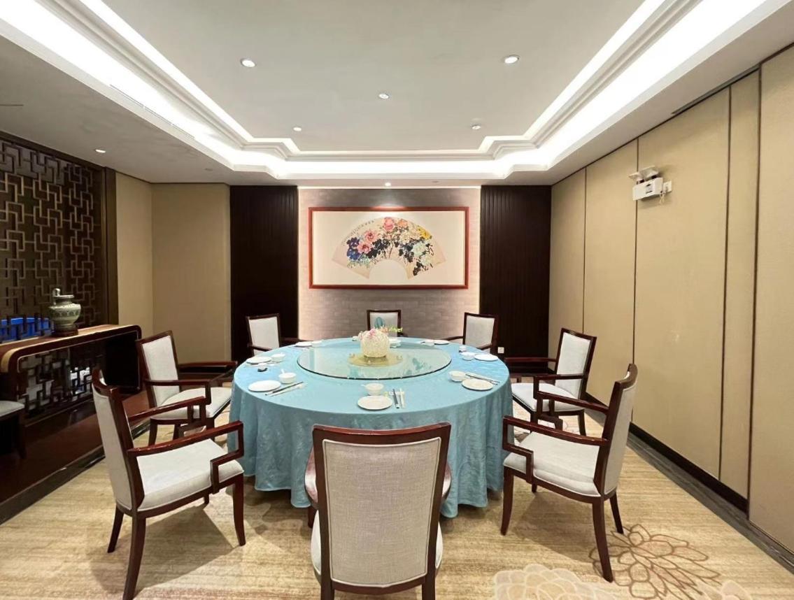 Guangdong Hotel-Free Shuttle & Registration Counter Service During Canton Fair Dış mekan fotoğraf