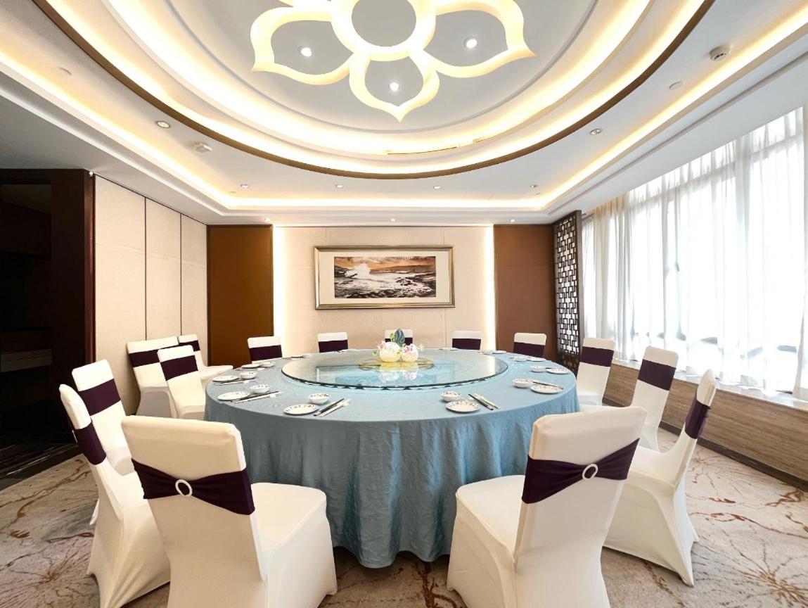 Guangdong Hotel-Free Shuttle & Registration Counter Service During Canton Fair Dış mekan fotoğraf
