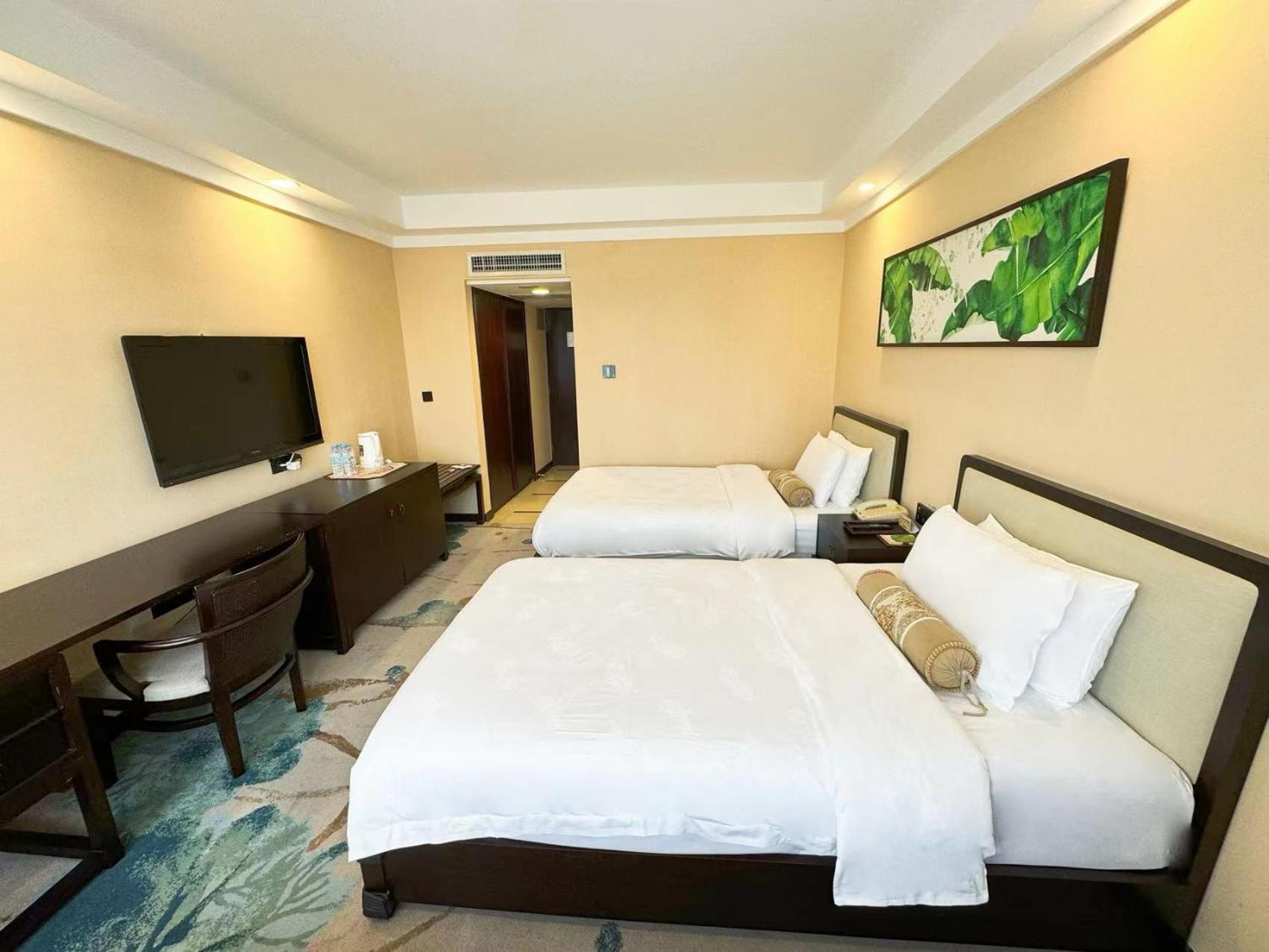 Guangdong Hotel-Free Shuttle & Registration Counter Service During Canton Fair Dış mekan fotoğraf