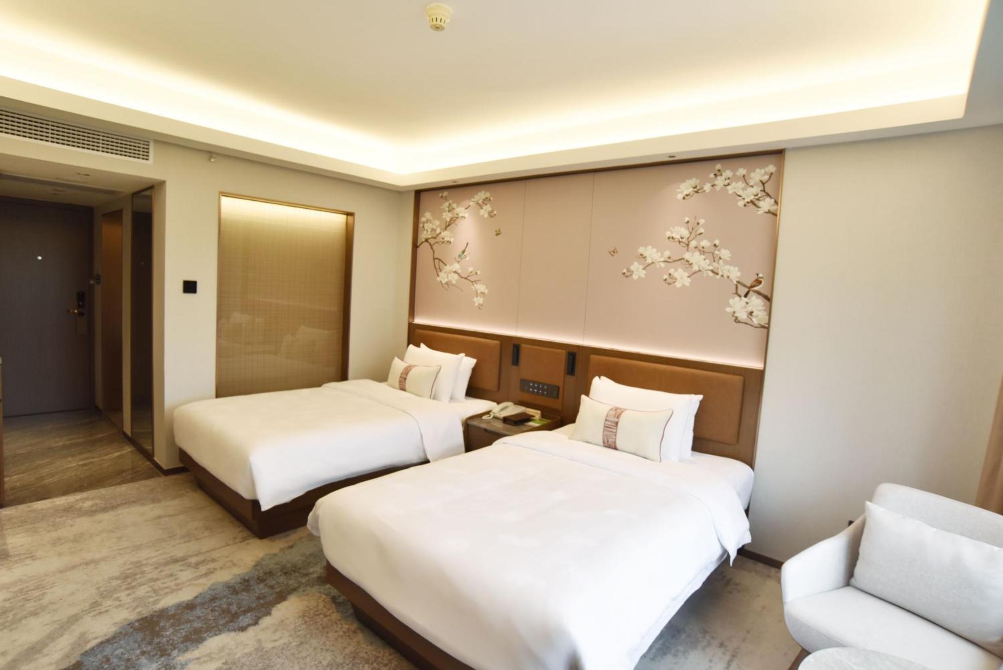 Guangdong Hotel-Free Shuttle & Registration Counter Service During Canton Fair Dış mekan fotoğraf